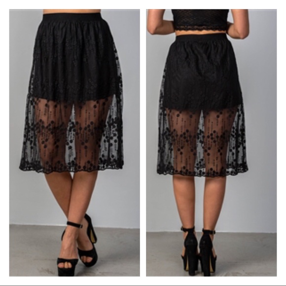 💥SALES💥BOHO BLACK ELASTIC WAIST LINED LACE SKIRT - Picture 2 of 6